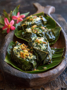 Fijian rourou taro leaves and coconut milk