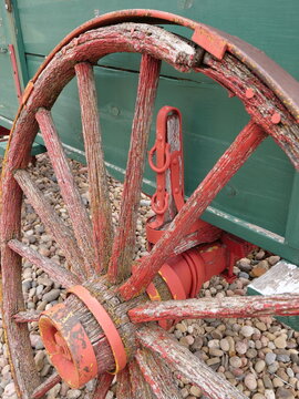 Wagon wheel, Boot Hill Museum, Dodge City, Kansas