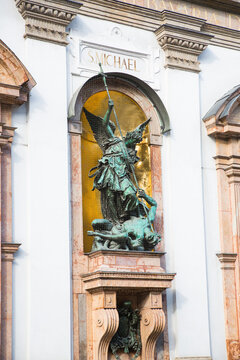 
Munich,  St. Michael M&uuml;nchen statue on church facade 
