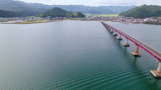 若狭湾・小浜地域から若狭本郷駅方面へ前進するドローン空撮 Forward drone aerial of Wakasa Bay towards Hongo