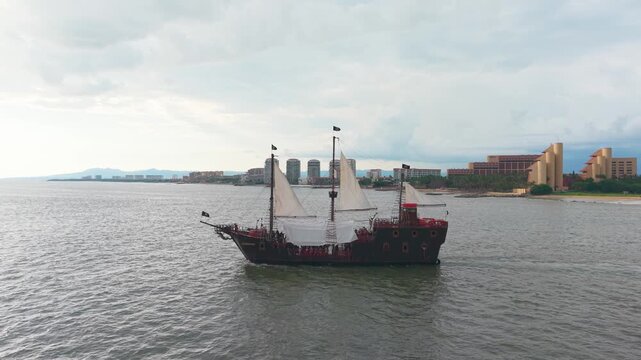 4K BARCO PIRATA PUERTO VALLARTA