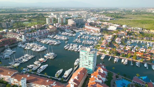 4K MARINA PUERTO VALLARTA JALISCO