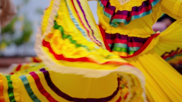 4K VESTIDO MEXICANO BAILE