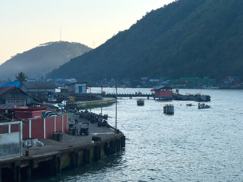 Coastal Harbor View at Sunrise