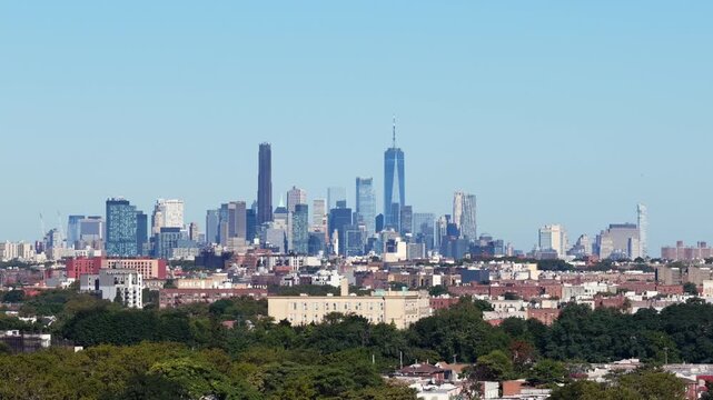 Cinematic telephoto aerial of downtown Manhattan skyline, 4K