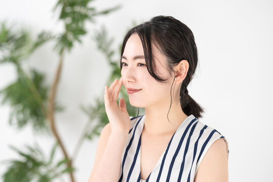 女性