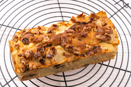 りんごとラムレーズンのパウンドケーキ