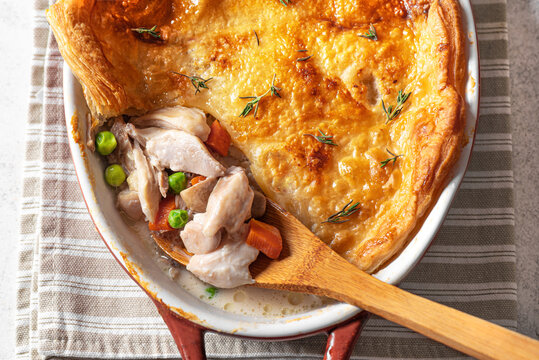 Chicken pot pie, Creamy chicken pie with puff pastry