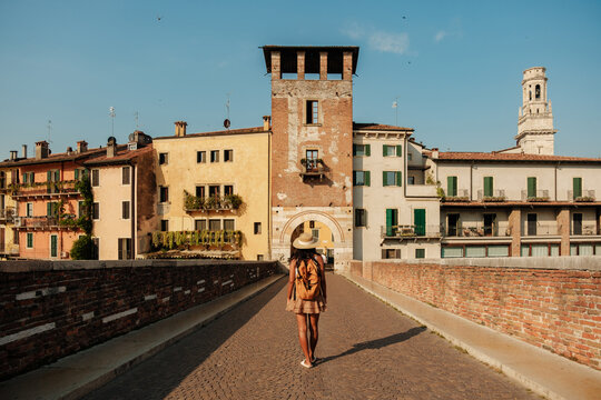 Exploring the timeless beauty of Verona, Italy under a clear blue sky