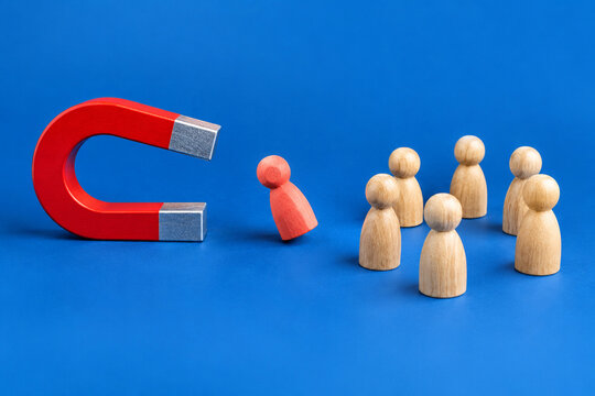 Magnet attracts and retains loyal customers