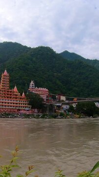 Rishikesh Laxman Jhula Bridge Over the Ganges River, India &ndash; Time-Lapse