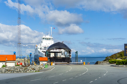 Ferry at Mortavika Arv&aring;gen port connecting E39