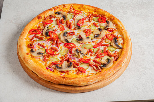 Delicious pizza topped with fresh ingredients awaits your taste buds