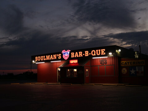 Quinlan TX - October 16, 2025: Soulman's Bar-B-Que Located in Quinlan, TX