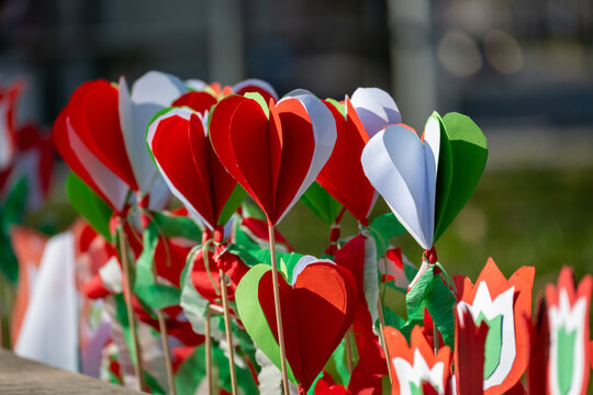 Hungarian Red White Green Paper Hearts Decoration