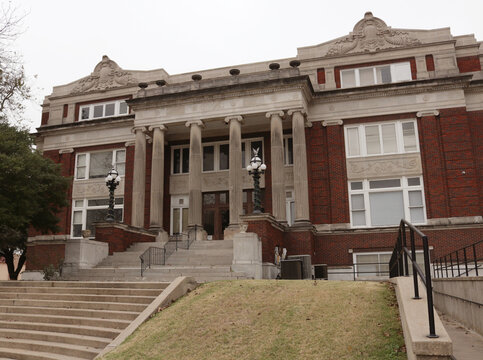 Limestone County Courthouse Located in Downtown Groesbeck TX