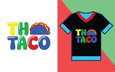 Naklejka premium Th taco typography with taco for apparel print on black t-shirt mockup background