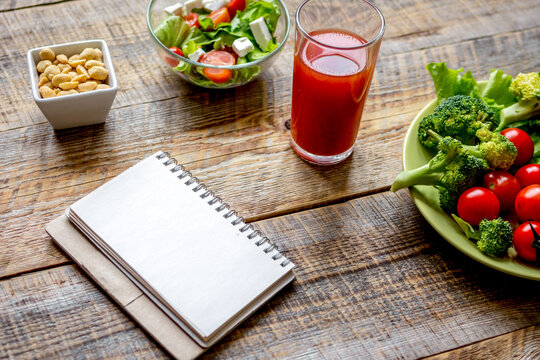 concept diet, slimming plan with vegetables mock up