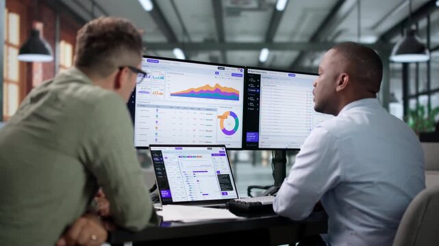 Software Engineers Collaborate On AI Platform Workflow Monitoring