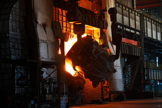 At the blast furnace site of the steel plant, a heavy steel structure factory building