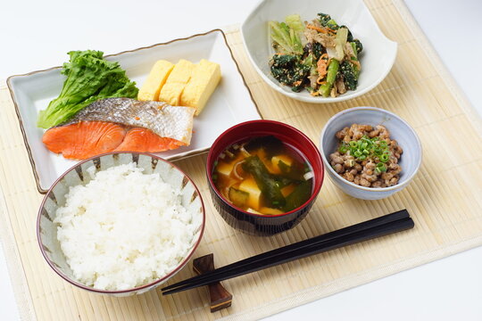 和食朝食イメージ