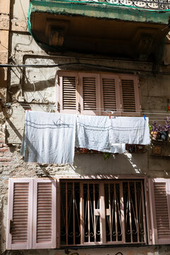 drying laundry in Naples Italy