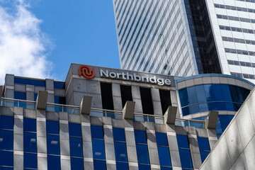 Obraz premium Toronto, Ontario, Canada - September 7, 2026: Northbridge Financial Corporation headquarters on Adelaide Street West in Toronto, Ontario, Canada. Northbridge is a Canadian commercial property and casu