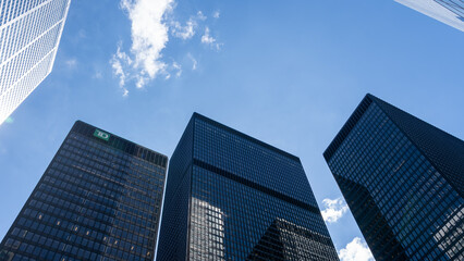 Obraz premium Toronto, Ontario, Canada - September 7, 2026: Toronto Dominion Centre (TD Centre), located in the heart of downtown Toronto's Financial District, serves as the global headquarters for the Toronto Domi