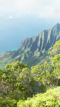 Wide view of the the Napali Coast, Kauai, Hawaii