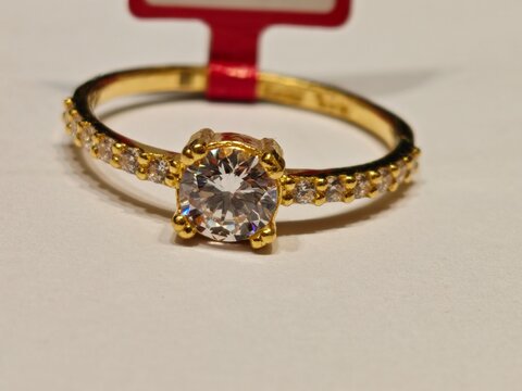 gold ring with diamonds