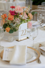 wedding reception table setting © Ramiro