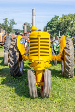 Front of a restored Minneapolis-Moline U tractor.