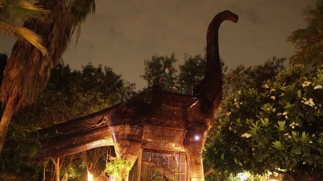 Waste to Wonder Park, Delhi, India &ndash; Giant Recycled Art Sculptures