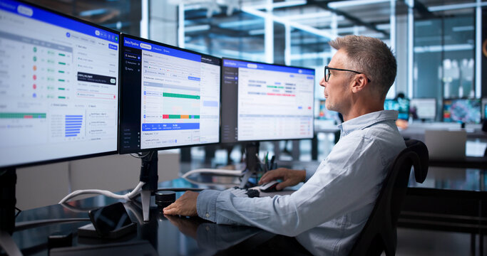 Data Engineer Carefully Monitors Real-time ETL Pipeline Workflow