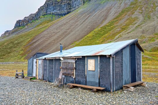Historic trapper's and mining hut in Skansbukta, Billefjorden, Spitsbergen Island, Svalbard Archipelago, Norway