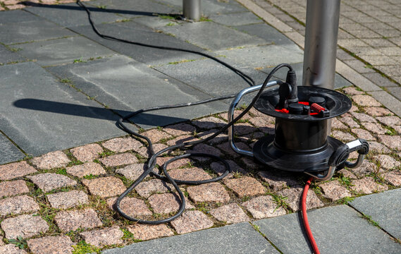 Electric Cable Reel with Power Cord for Electrical Work