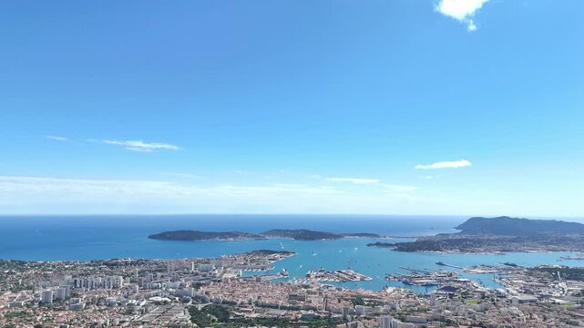 Aerial view of Toulon landscape from Mont Faron, Provence-Alpes-C&ocirc;te d'Azur, French Riviera, France, Europe. Panoramic view of the city of Toulon and its harbor from Mont Faron on the French Riviera, 