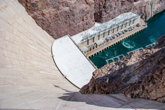 The Hoover Dam uses the Colorado River to create Lake Mead along the Nevada-Arizona border.