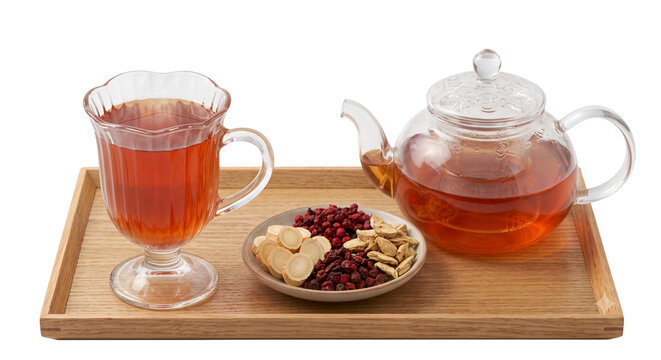 straining saengmaeksan herbal decoction