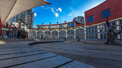 Historische Railway Station in Vancouver: das Roundhouse in Yaletown  Canadian Pacific Railway © michoff