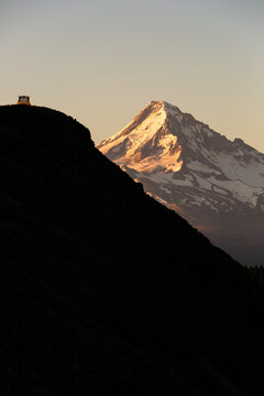 Camping on a backpacking adventure in the mountains of Oregon