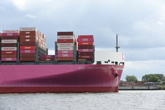 Hamburg, Germany - August 23, 2026: Containerschiff der singapurischen Containerreederei Ocean Network Express Pte. Ltd. (ONE) f&auml;hrt auf der Elbe.