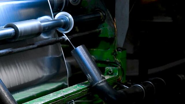Flexo press for printing label