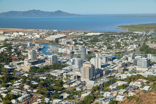 View from Castle Hill across landscape of Townsville city centre