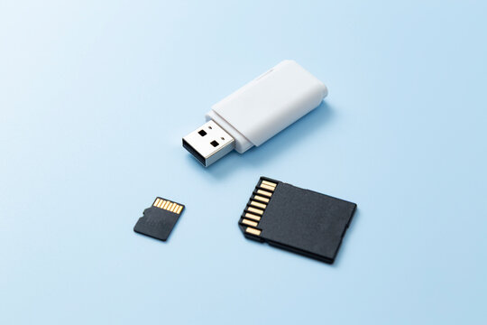 USBメモリとSDカード