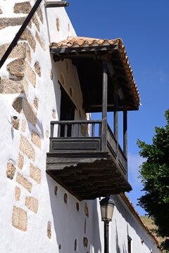 Balcony along the Calle Juan Bethancourt (next to the town hall) in the old town, Betancuria, Fuerteventura, Canary Islands, Spain, Europe.