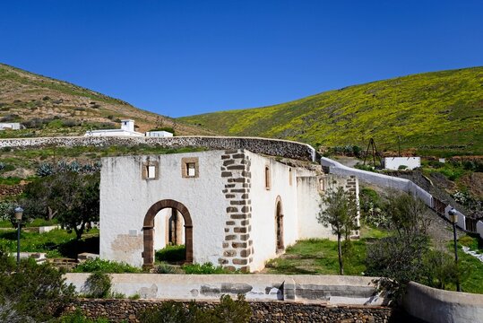 View of the San Buenaventura convent and countryside, Betancuria, Fuerteventura, Canary Islands, Spain, Europe.