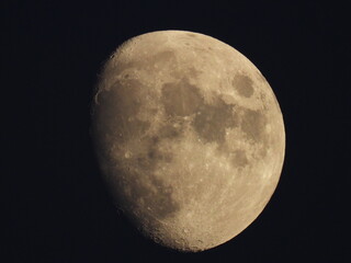The moon  © Windmoments