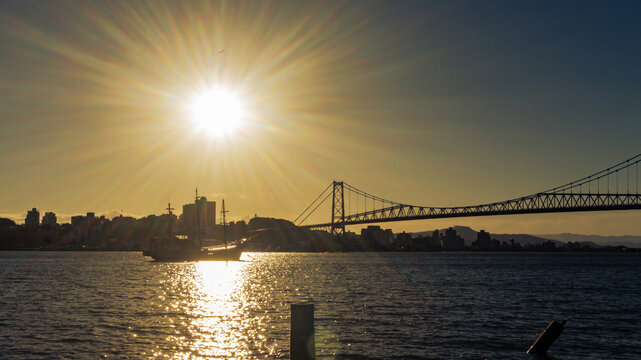 Ponte Herc&iacute;lio Luz de Florian&oacute;polis Santa Catarina Brasil Florianopolis