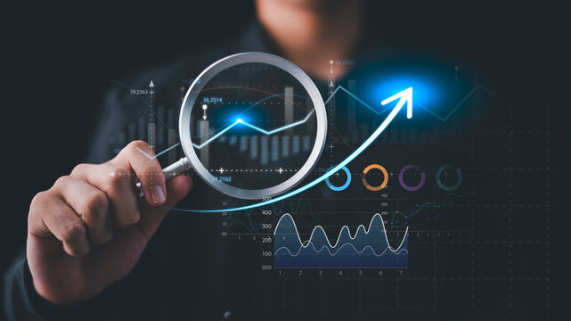Data analyst evaluates performance growth through data analytics, trend analysis, forecasting, market research, metrics, visualization, and strategic insights for informed decision making.